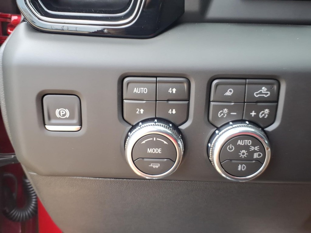 GMC Sierra 2500HD Vehicle Full-screen Gallery Image 14