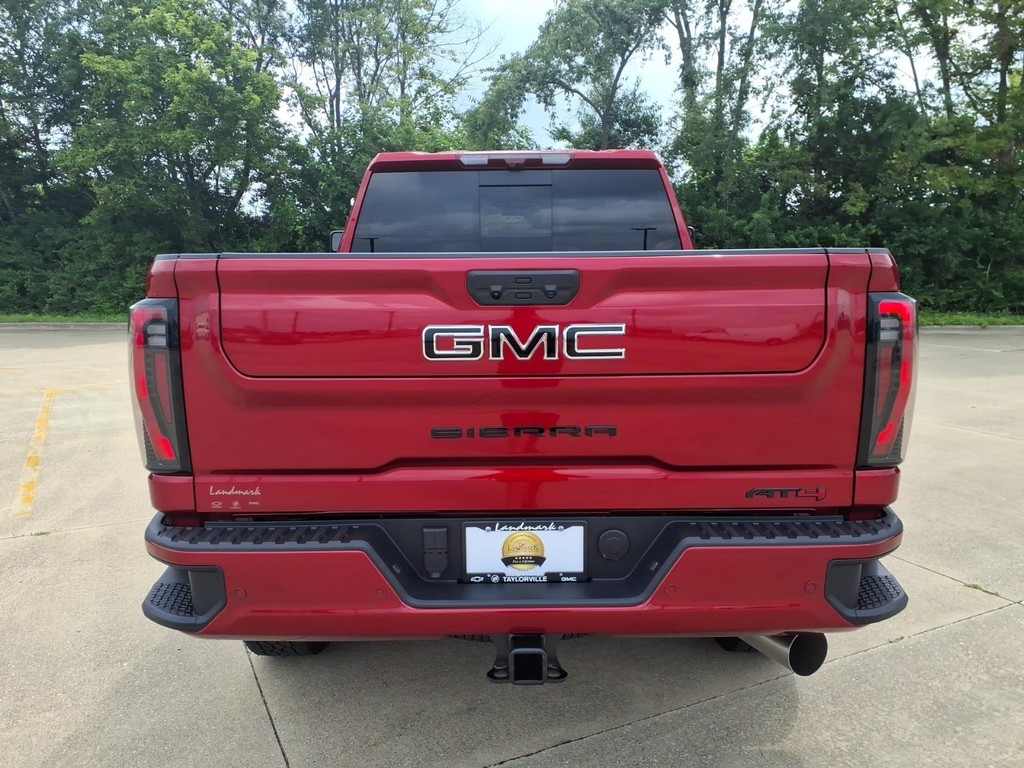 GMC Sierra 2500HD Vehicle Full-screen Gallery Image 20