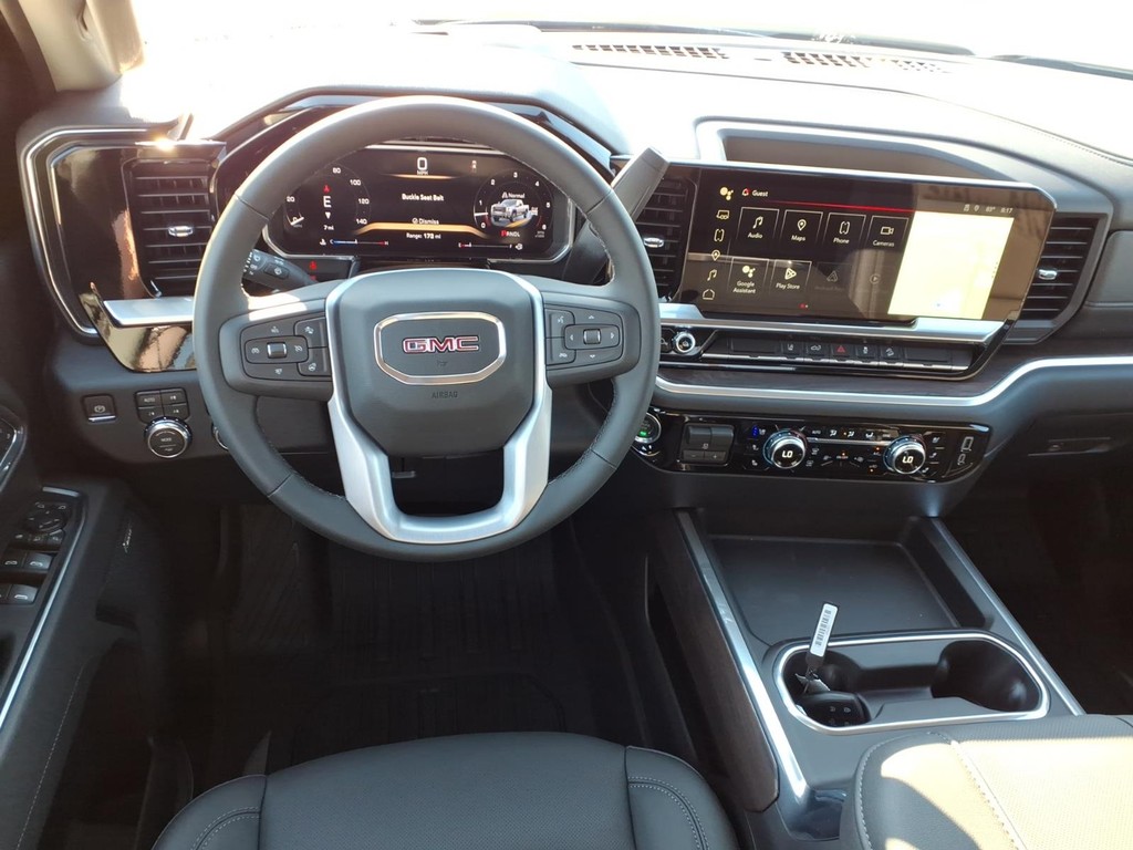 GMC Sierra 2500HD Vehicle Full-screen Gallery Image 7