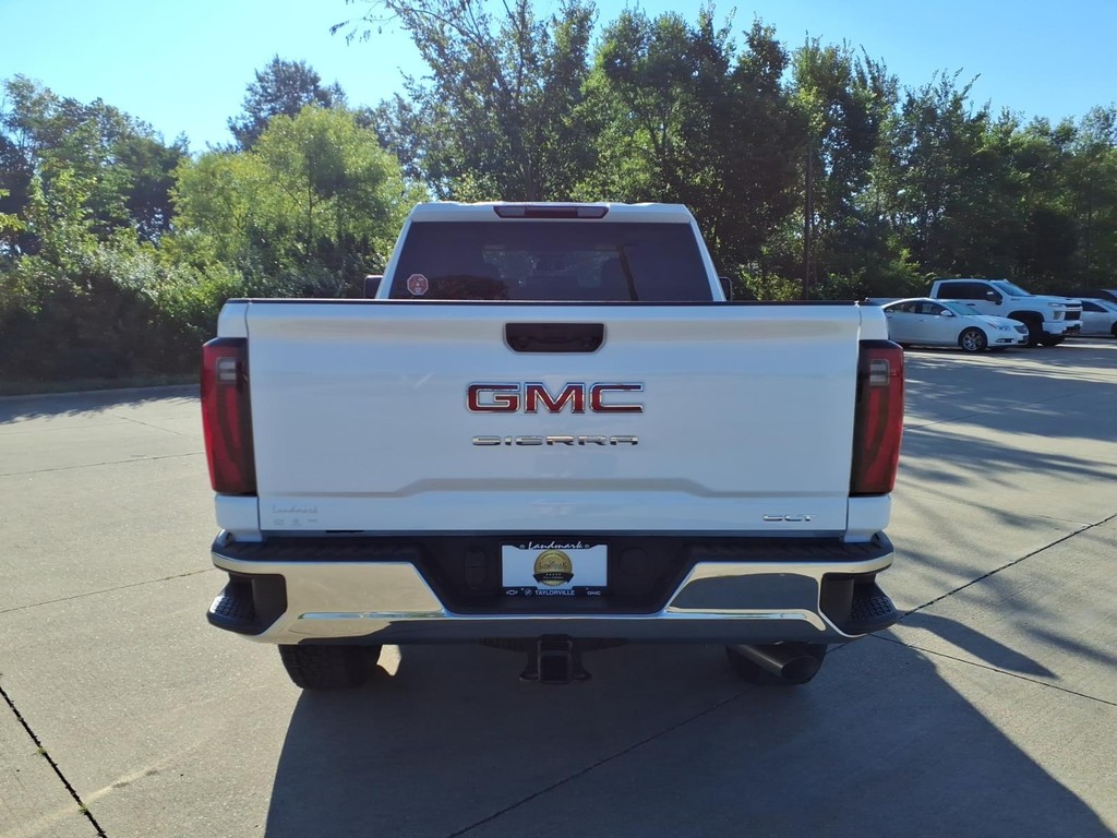 GMC Sierra 2500HD Vehicle Full-screen Gallery Image 19
