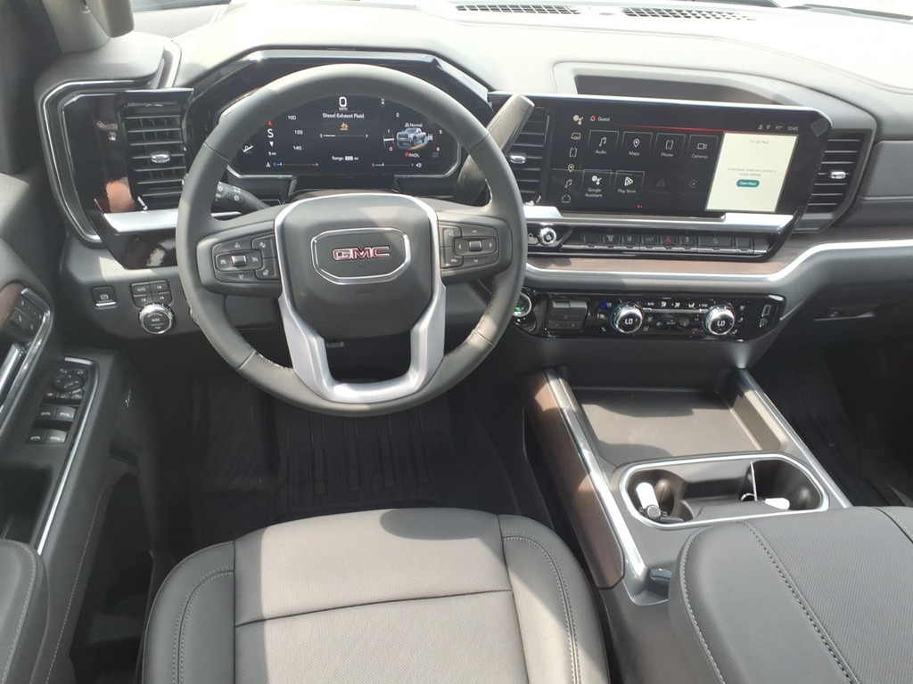 GMC Sierra 2500HD Vehicle Full-screen Gallery Image 7