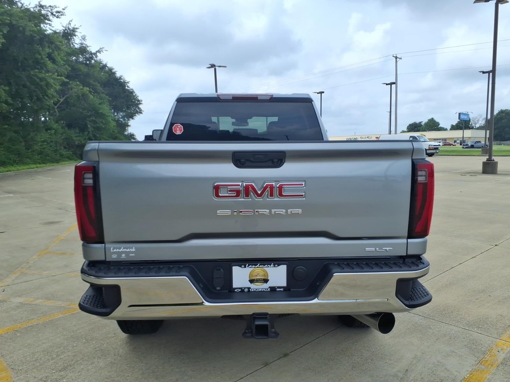 GMC Sierra 2500HD Vehicle Full-screen Gallery Image 19
