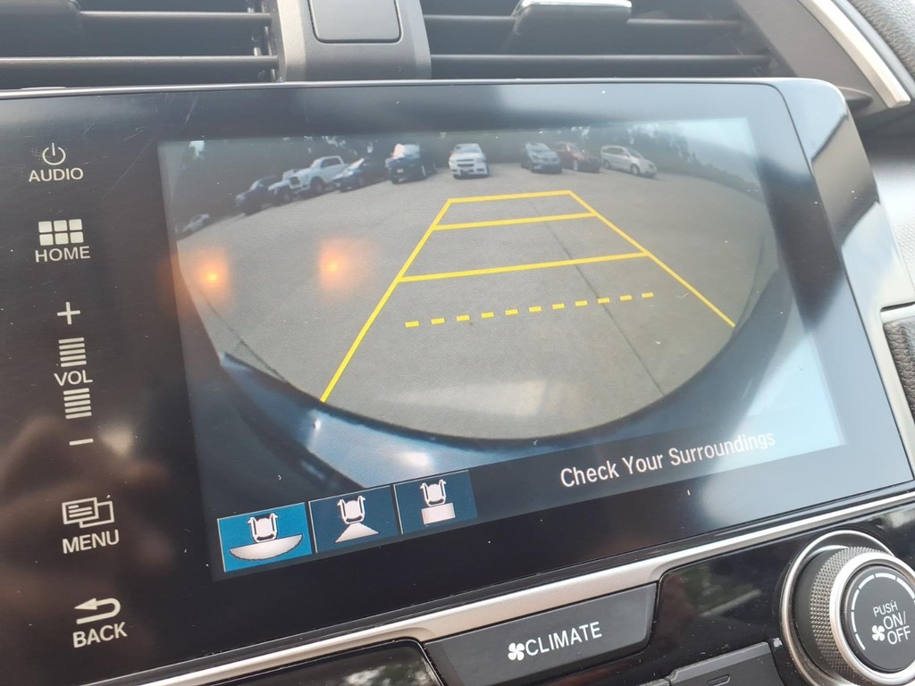 Honda Civic Sedan Vehicle Full-screen Gallery Image 10