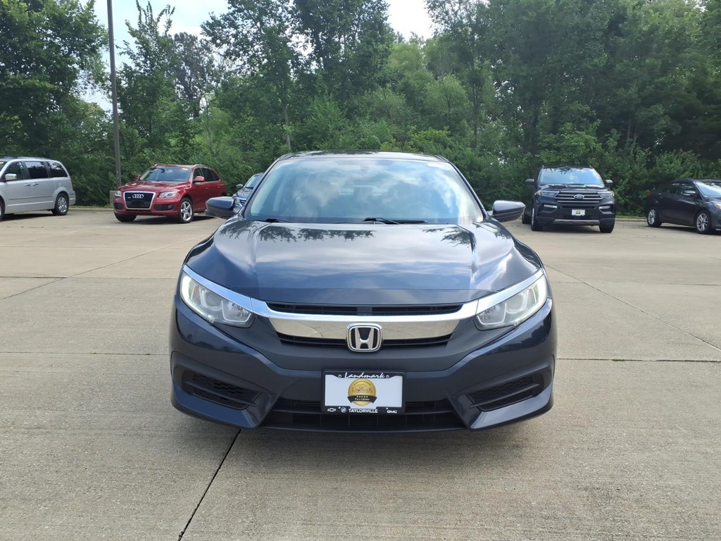 Honda Civic Sedan Vehicle Full-screen Gallery Image 22