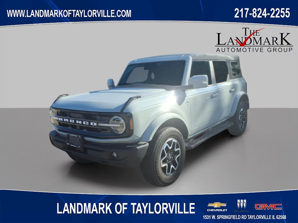 Ford Bronco Vehicle Full-screen Gallery Image 01