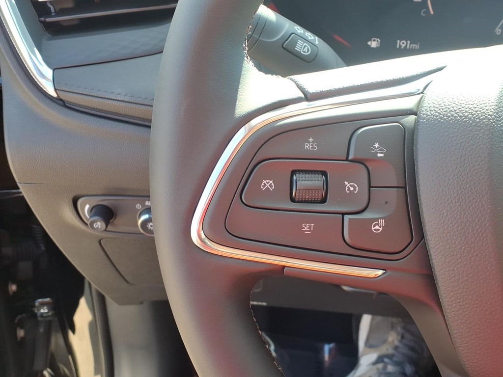 Buick Encore GX Vehicle Full-screen Gallery Image 15