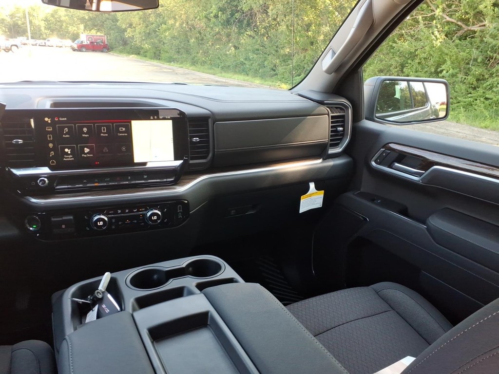 GMC Sierra 1500 Vehicle Full-screen Gallery Image 8