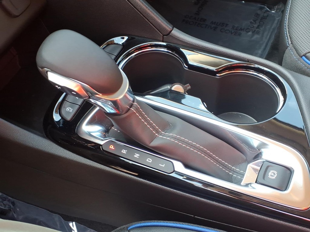 Buick Encore GX Vehicle Full-screen Gallery Image 13