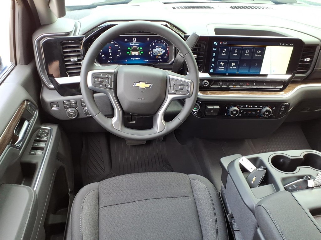 Chevrolet Silverado 2500HD Vehicle Full-screen Gallery Image 10