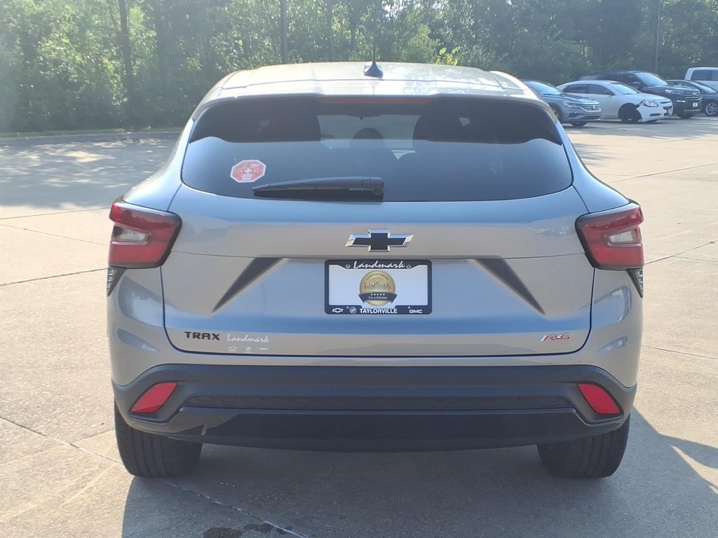 Chevrolet Trax Vehicle Full-screen Gallery Image 4