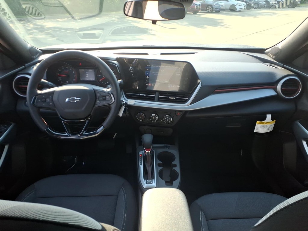 Chevrolet Trax Vehicle Full-screen Gallery Image 6
