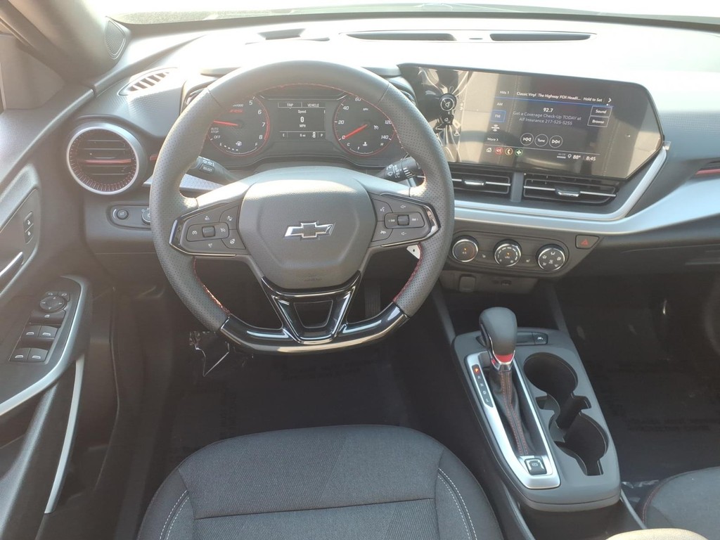 Chevrolet Trax Vehicle Full-screen Gallery Image 9