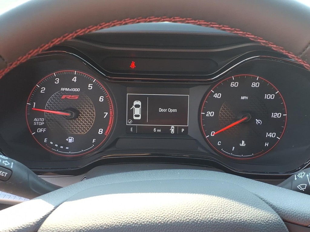 Chevrolet Trax Vehicle Full-screen Gallery Image 16