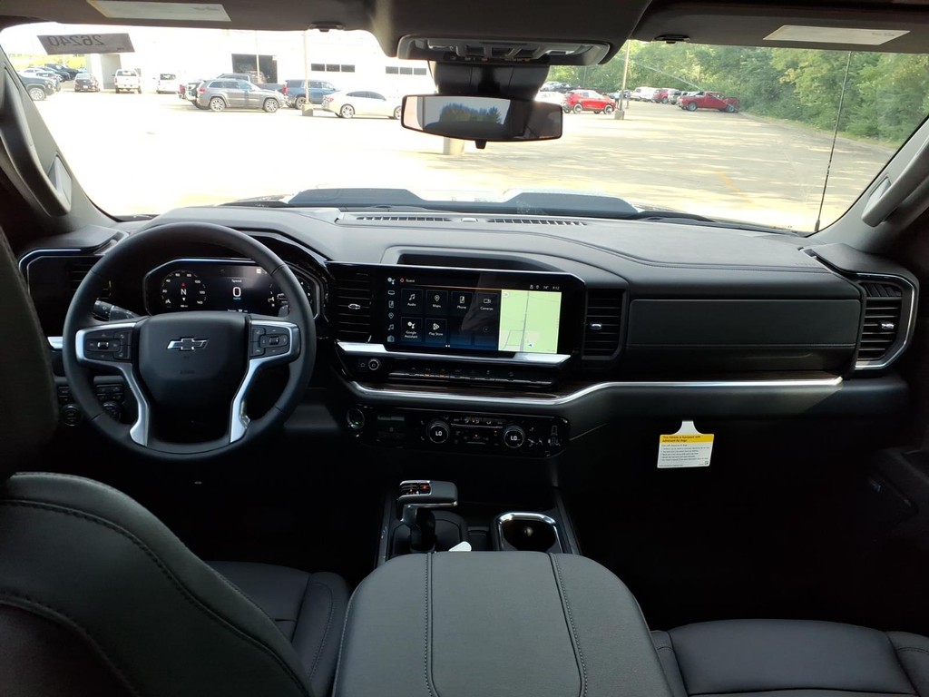 Chevrolet Silverado 1500 Vehicle Full-screen Gallery Image 7