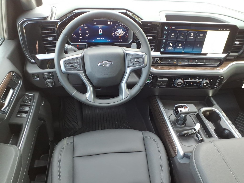 Chevrolet Silverado 1500 Vehicle Full-screen Gallery Image 10