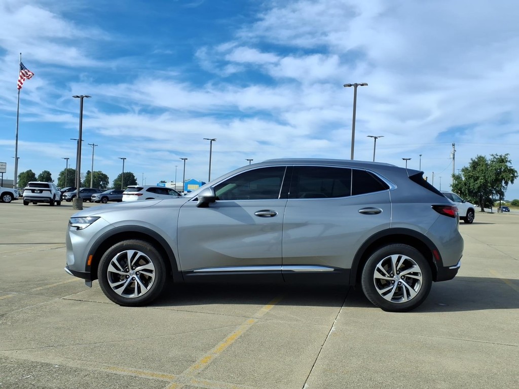Buick Envision Vehicle Full-screen Gallery Image 2
