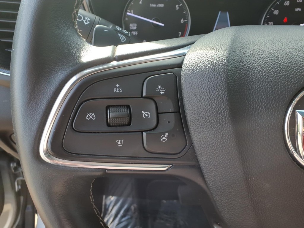 Buick Envision Vehicle Full-screen Gallery Image 14