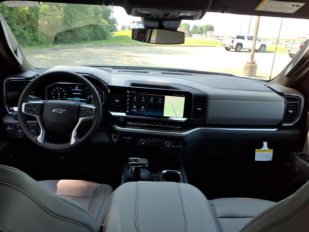 Chevrolet Silverado 1500 Vehicle Full-screen Gallery Image 7