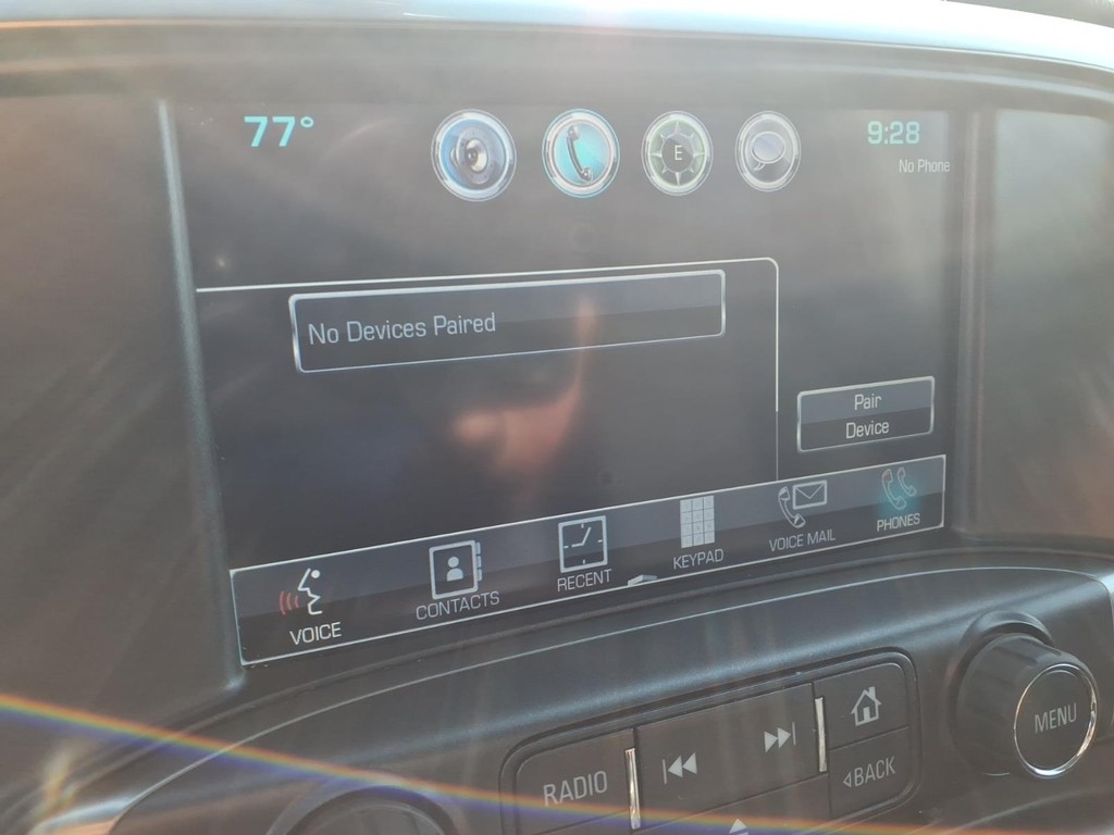 Chevrolet Silverado 1500 Vehicle Full-screen Gallery Image 9