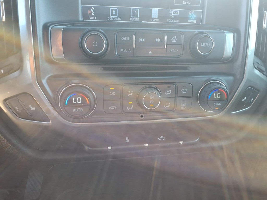 Chevrolet Silverado 1500 Vehicle Full-screen Gallery Image 11