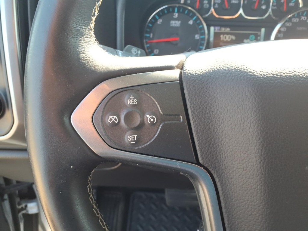 Chevrolet Silverado 1500 Vehicle Full-screen Gallery Image 13