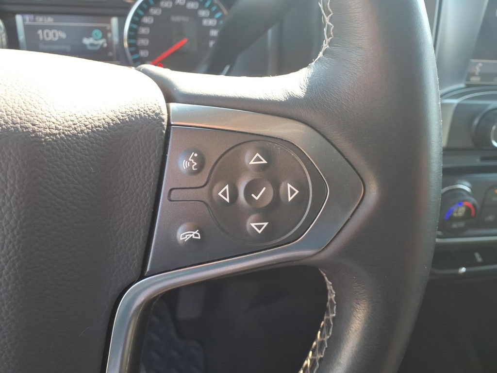 Chevrolet Silverado 1500 Vehicle Full-screen Gallery Image 14