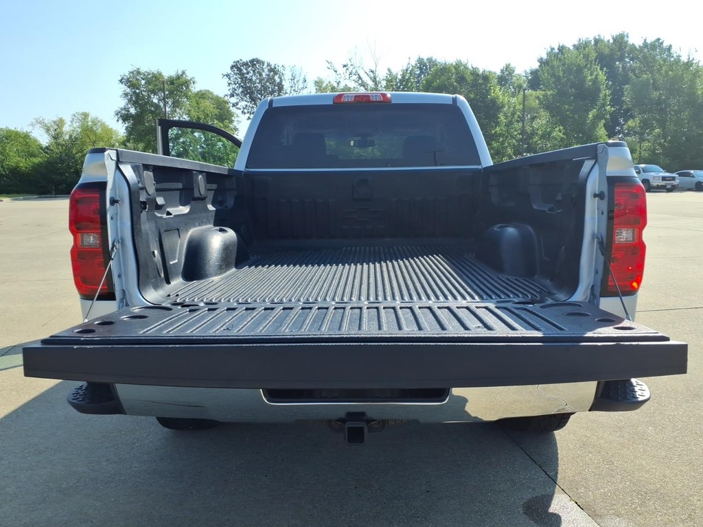 Chevrolet Silverado 1500 Vehicle Full-screen Gallery Image 20