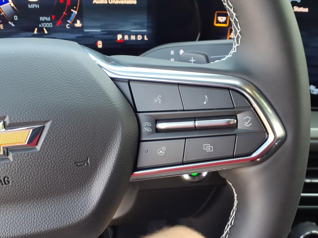 Chevrolet Traverse Vehicle Full-screen Gallery Image 17