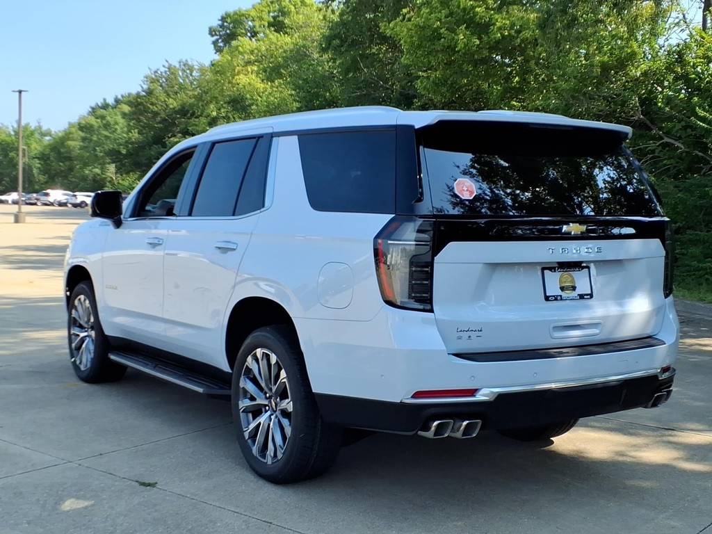 Chevrolet Tahoe Vehicle Full-screen Gallery Image 3