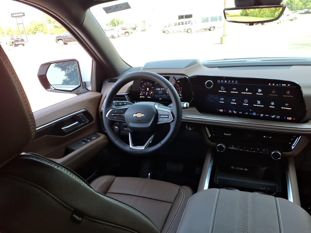 Chevrolet Tahoe Vehicle Full-screen Gallery Image 9