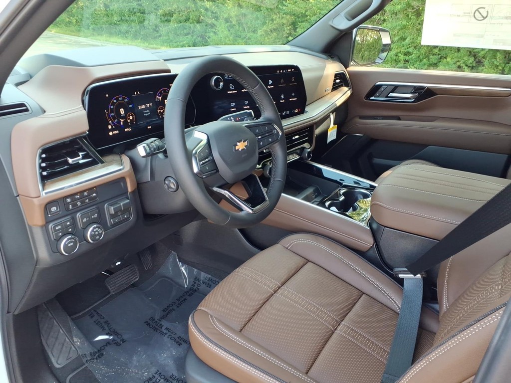 Chevrolet Tahoe Vehicle Full-screen Gallery Image 12