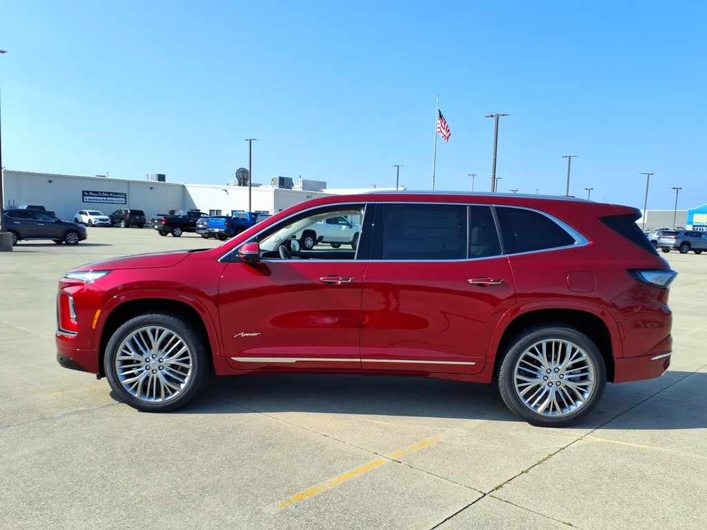 Buick Enclave Vehicle Full-screen Gallery Image 2