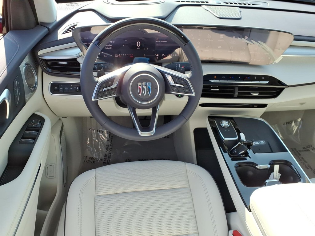 Buick Enclave Vehicle Full-screen Gallery Image 10