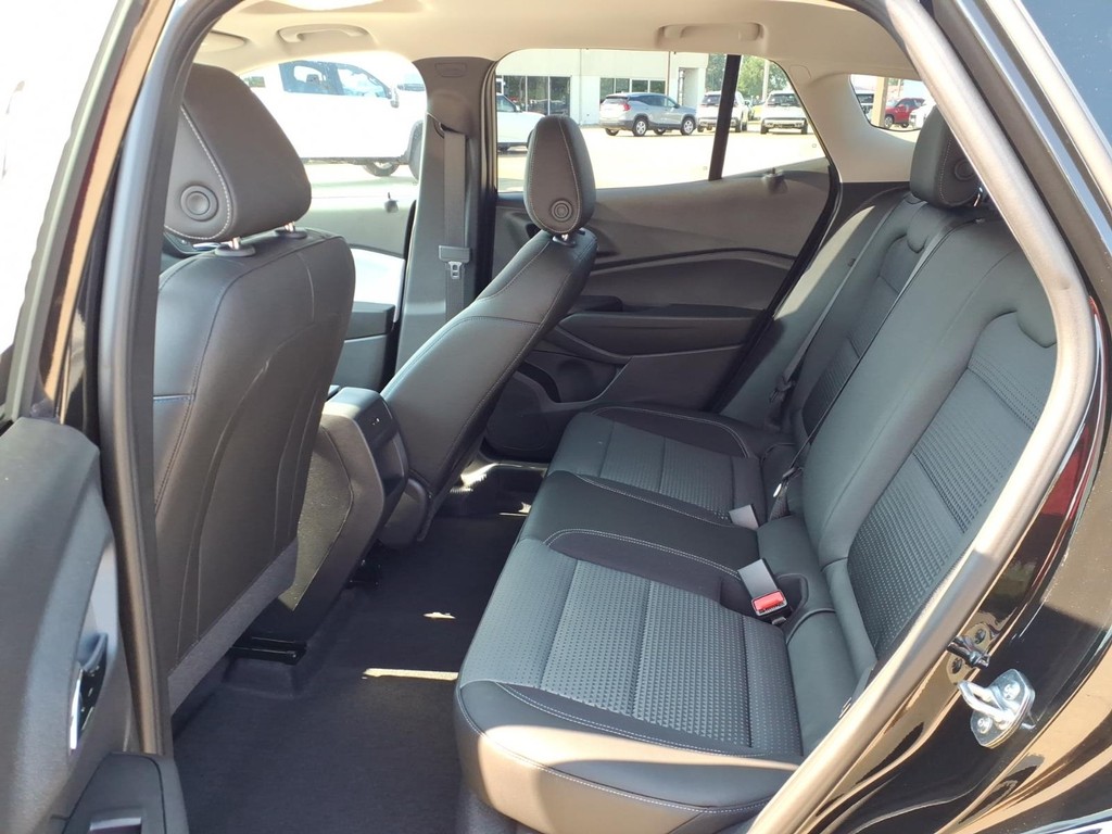 Chevrolet Trax Vehicle Full-screen Gallery Image 6