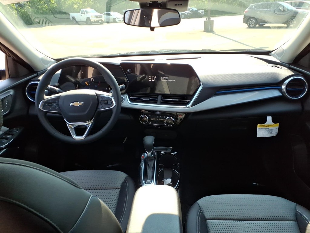Chevrolet Trax Vehicle Full-screen Gallery Image 7