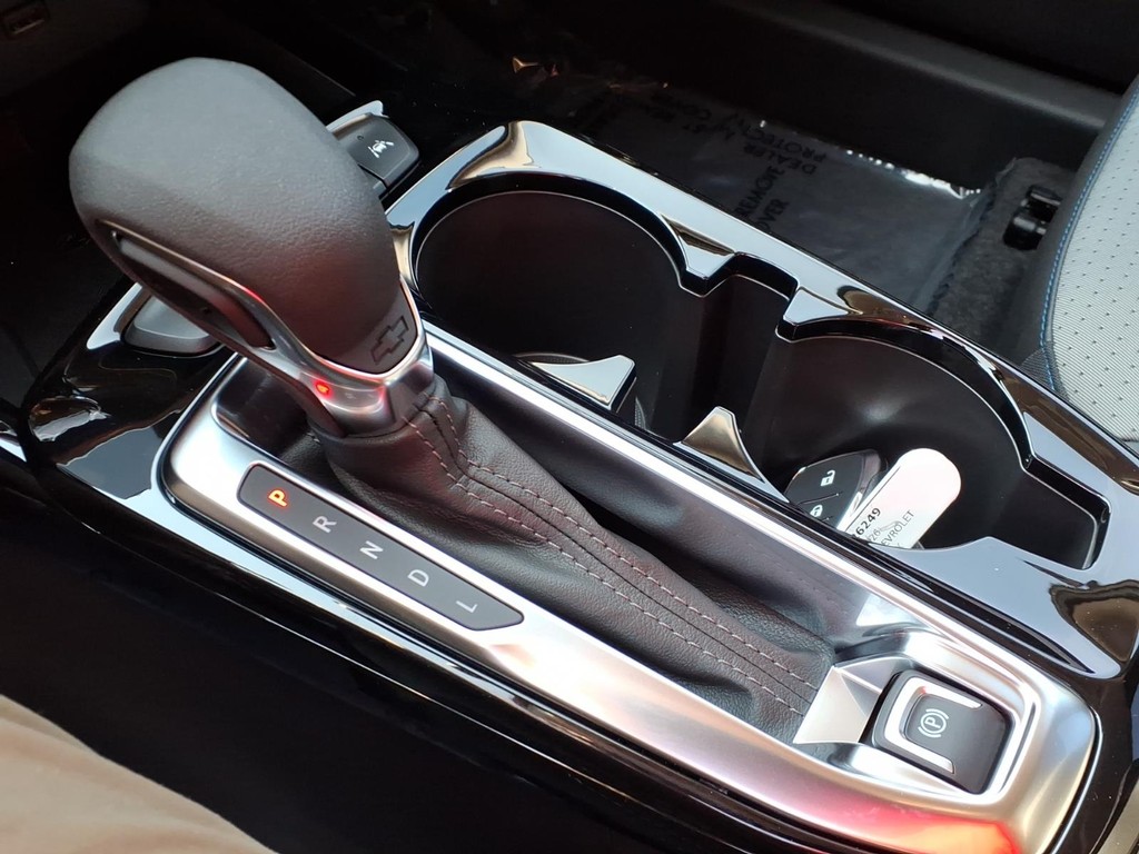 Chevrolet Trax Vehicle Full-screen Gallery Image 14