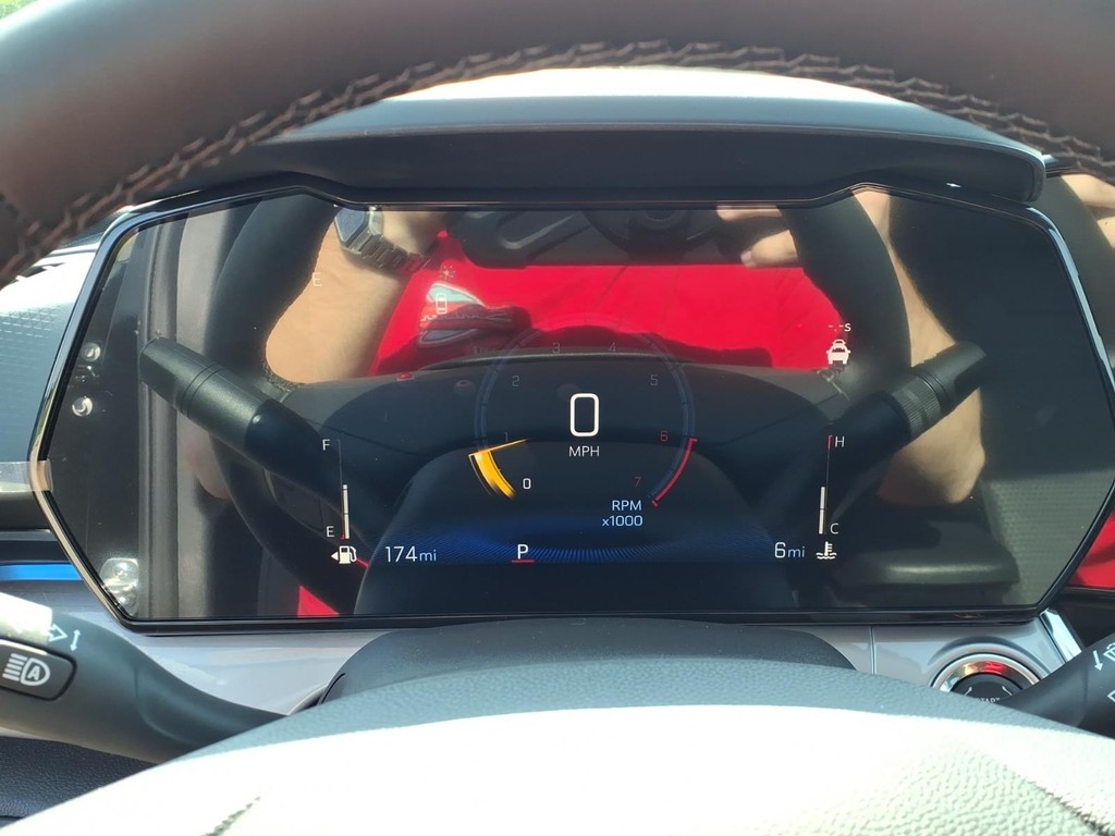 Chevrolet Trax Vehicle Full-screen Gallery Image 17