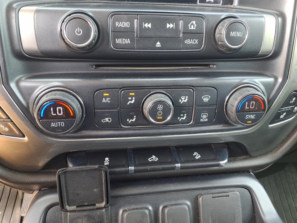 Chevrolet Silverado 1500 Vehicle Full-screen Gallery Image 11