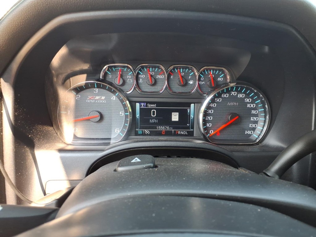 Chevrolet Silverado 1500 Vehicle Full-screen Gallery Image 13