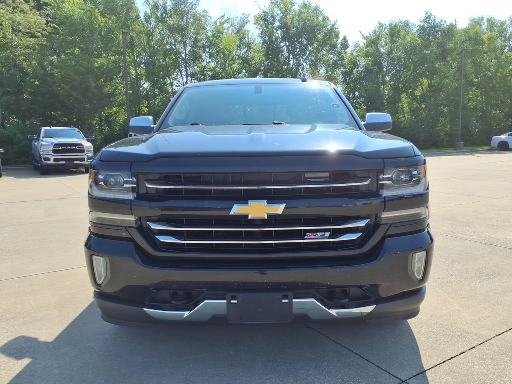 Chevrolet Silverado 1500 Vehicle Full-screen Gallery Image 20