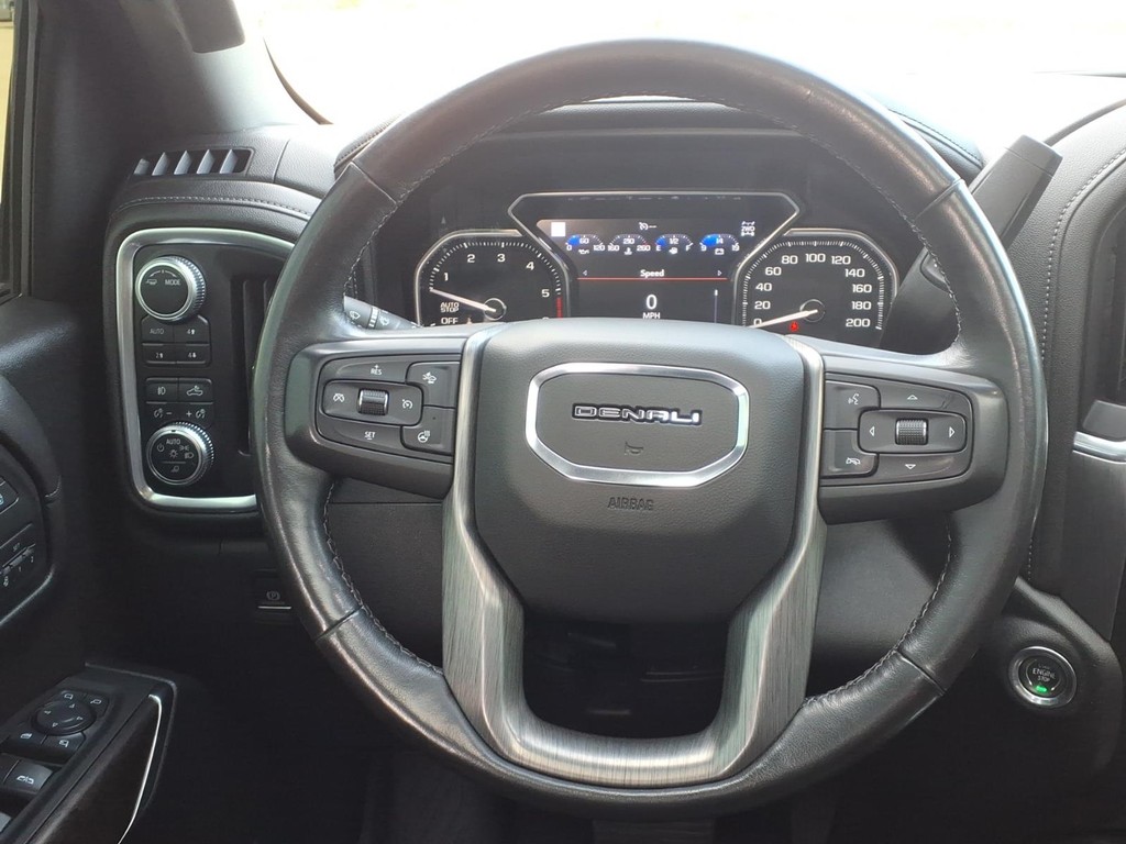 GMC Sierra 1500 Vehicle Full-screen Gallery Image 5