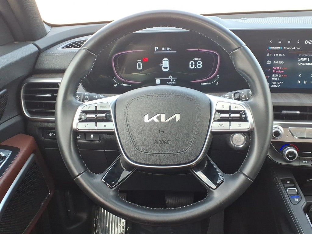 Kia Telluride Vehicle Full-screen Gallery Image 5