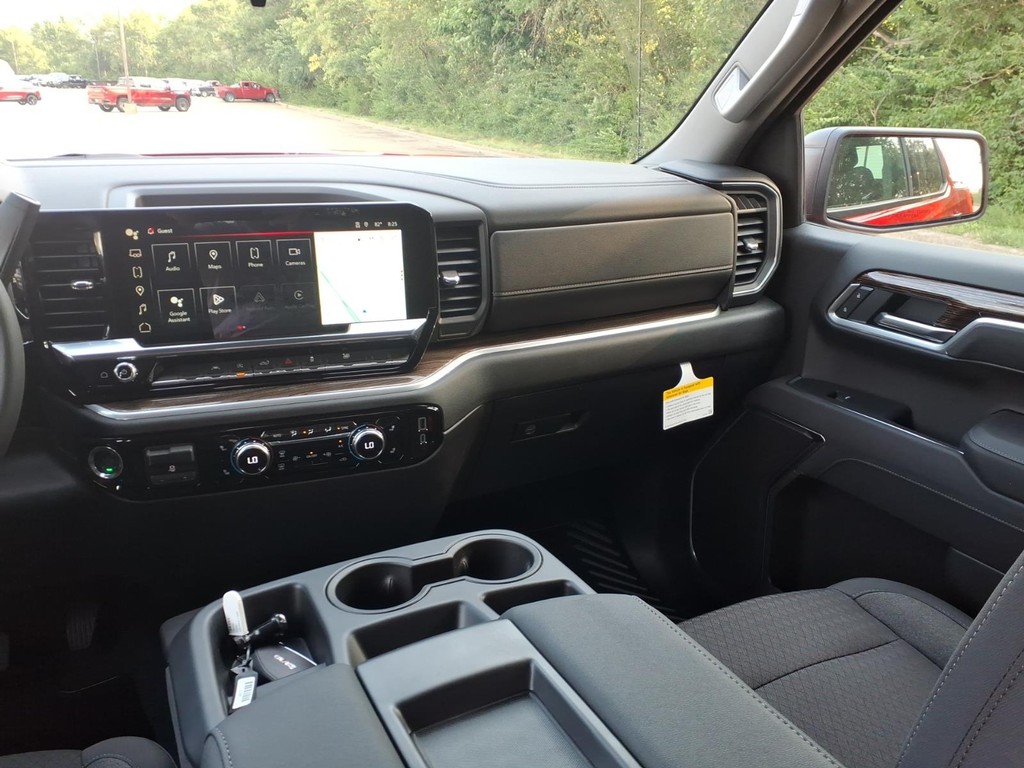 GMC Sierra 1500 Vehicle Full-screen Gallery Image 8