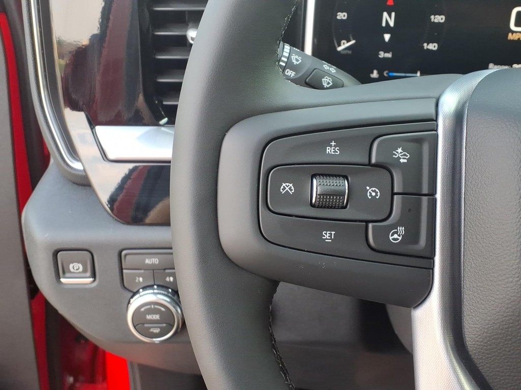 GMC Sierra 1500 Vehicle Full-screen Gallery Image 14