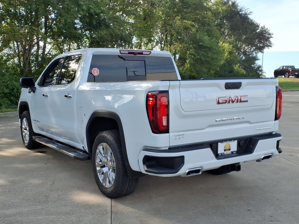 GMC Sierra 1500 Vehicle Full-screen Gallery Image 3