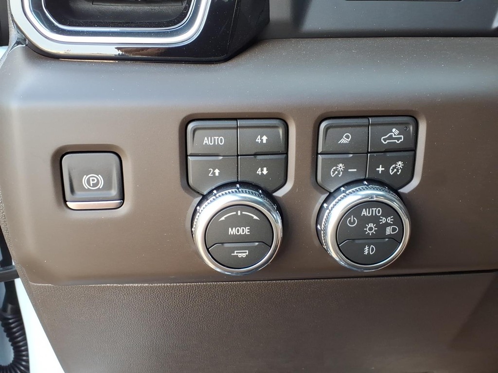 GMC Sierra 1500 Vehicle Full-screen Gallery Image 20