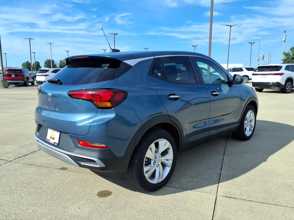 Buick Encore GX Vehicle Full-screen Gallery Image 19