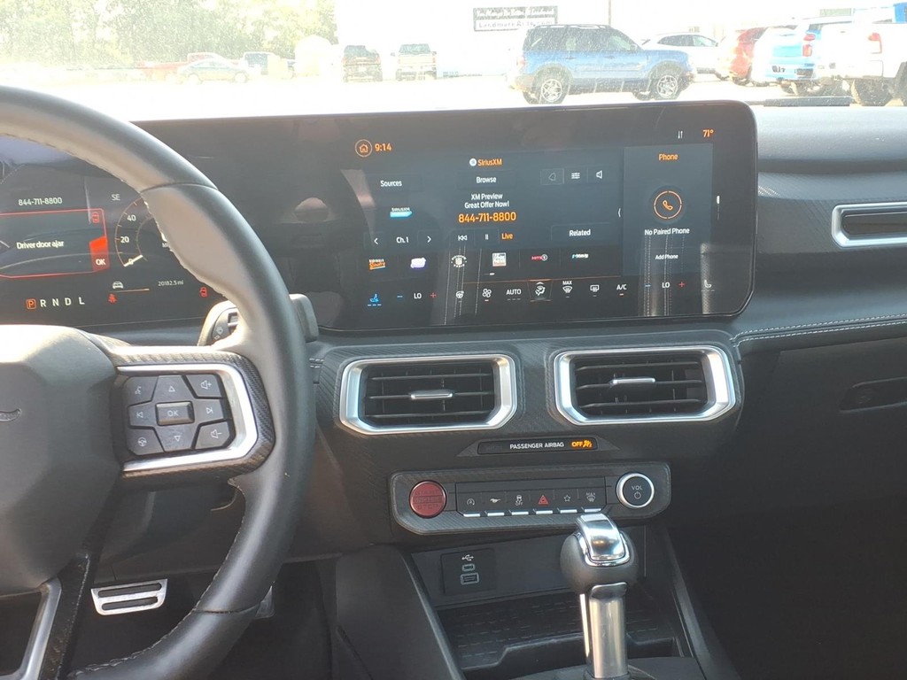 Ford Mustang Vehicle Full-screen Gallery Image 5
