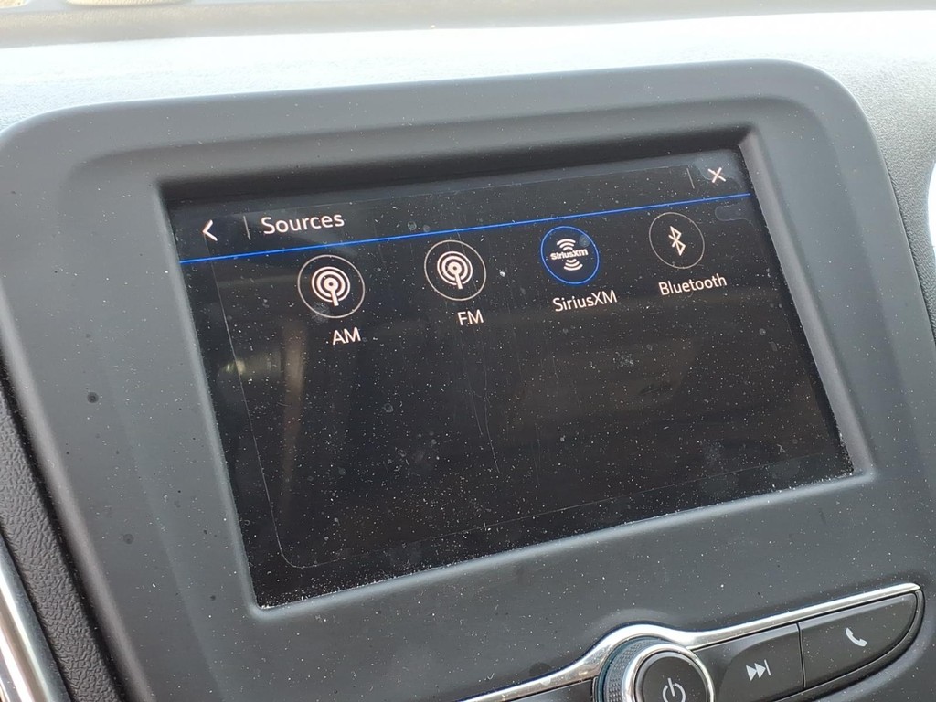 Chevrolet Equinox Vehicle Full-screen Gallery Image 7