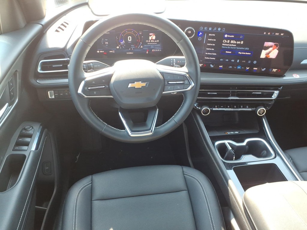 Chevrolet Traverse Vehicle Full-screen Gallery Image 10